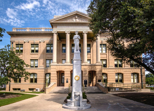 Williamson County Courthouse in Georgetown, Texas