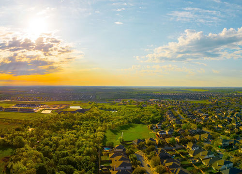 Stunningly beautiful sunrise illuminates Lake Pflugerville in th