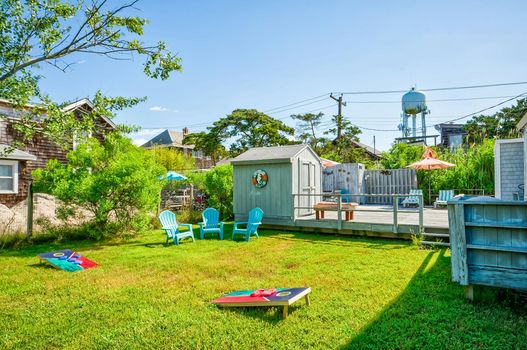 006-467694-14NCrescentDr-5_13491469