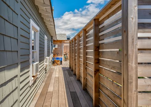 007-466826-296CottageWalk-9_13453618