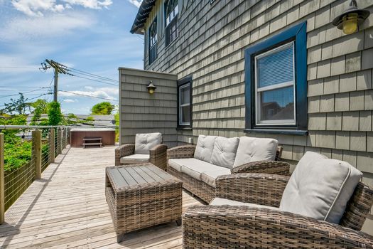 025-466090-820EvergreenWalk-25_13423980