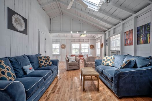 027-466826-296CottageWalk-27_13453524