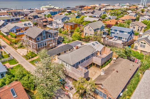 047-466826-296CottageWalk-47_13453560