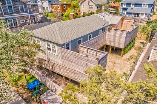 052-466826-296CottageWalk-52_13453572