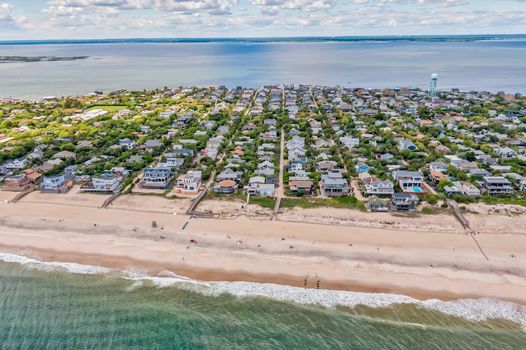 058-466826-296CottageWalk-58_13453588