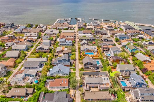 062-466826-296CottageWalk-62_13453596