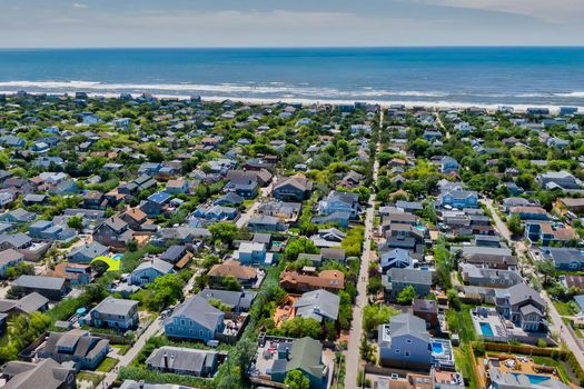 068-467694-14NCrescentDr-67_13491492