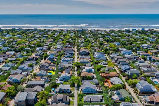 069-467694-14NCrescentDr-68_13491493