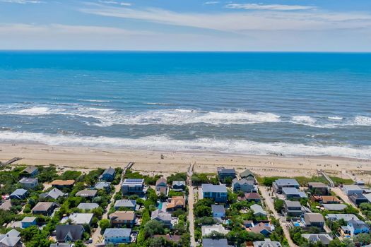 075-467694-14NCrescentDr-74_13491500