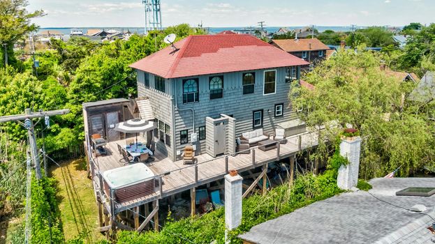 081-466090-820EvergreenWalk-85_13424046