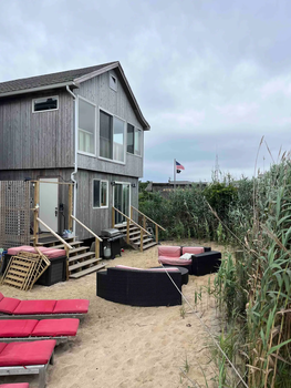 Bay Front Upper Level Cottage 47E 15