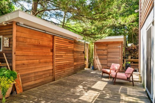 007-467010-58MidwayWalk-11_13463288