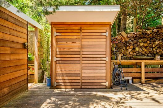 013-467010-58MidwayWalk-17_13463297