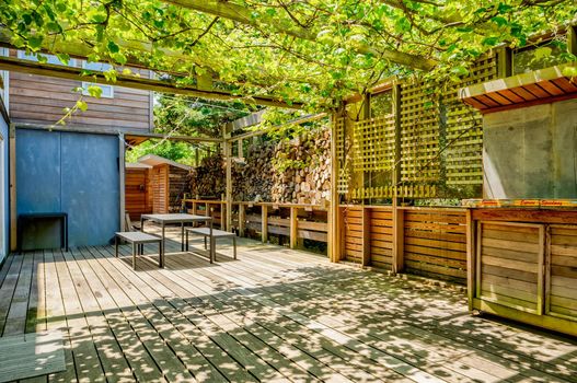 019-467010-58MidwayWalk-21_13463302