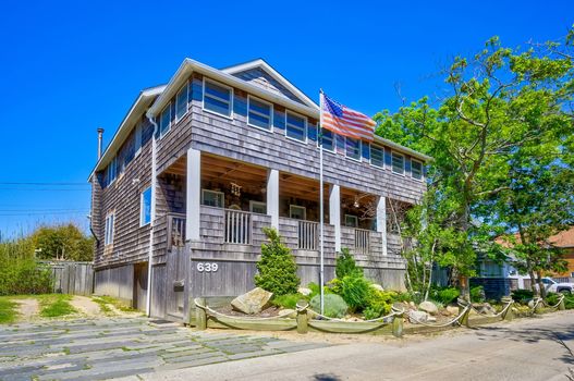 014-417687-639OceanBreezeWalk-3_11495787