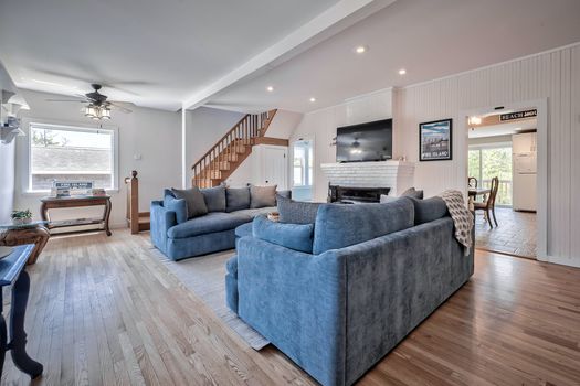 055-417687-639OceanBreezeWalkUpD-22_12575081