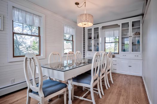 061-417687-639OceanBreezeWalkUpD-28_12575090