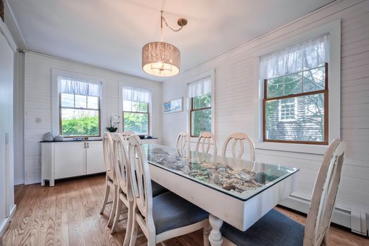 064-417687-639OceanBreezeWalkUpD-30_12575093