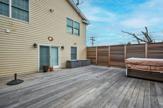 005-459111-657OceanBreezeWalk-5_13122978