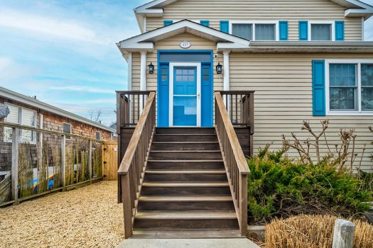 013-459111-657OceanBreezeWalk-13_13122937