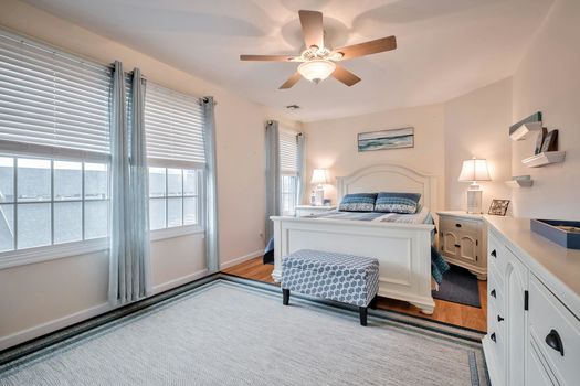 031-459111-657OceanBreezeWalk-31_13122957