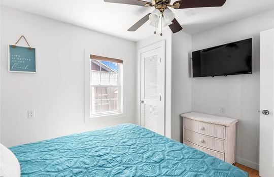 925-Evergreen-Walk-8
