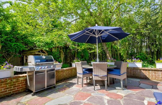 006-484125-37DuneWay-13_14202389