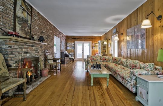 026-484125-37DuneWay-40_14202424