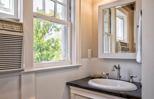 044-484125-37DuneWay-66_14202454