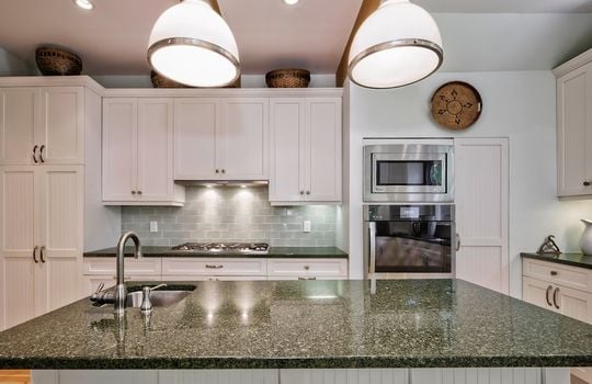 080-484125-37DuneWay-44_14202428