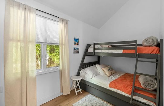 Screenshot_22-7-2025_14133_www.zillow.com