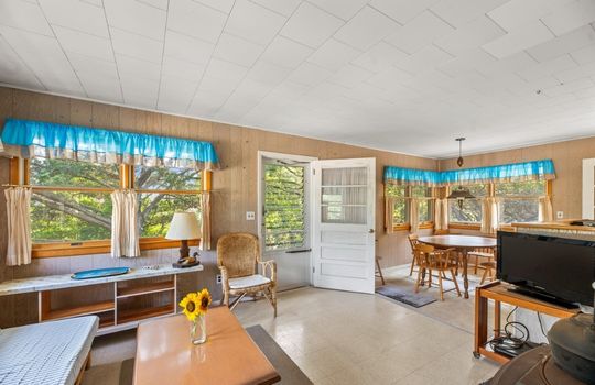 Screenshot_11-8-2025_152650_www.redfin.com