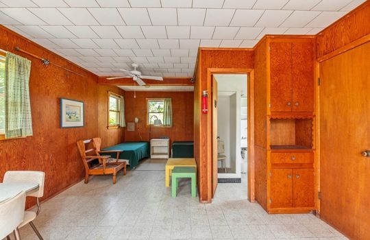 Screenshot_11-8-2025_152759_www.redfin.com