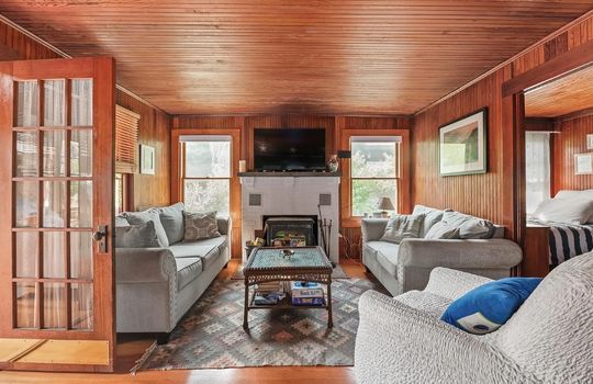 Screenshot_11-8-2025_153535_www.zillow.com