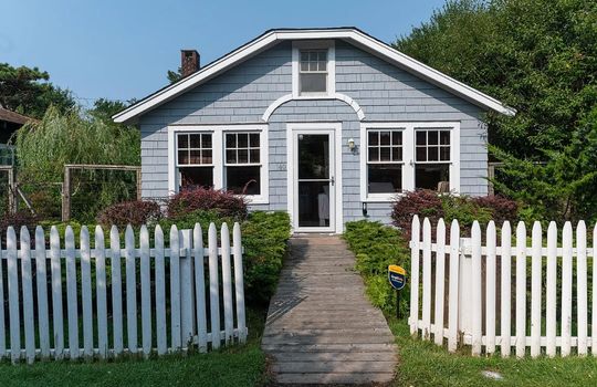 Screenshot_11-8-2025_15355_www.zillow.com