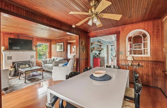 Screenshot_11-8-2025_15361_www.zillow.com