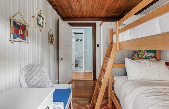 Screenshot_11-8-2025_153654_www.zillow.com