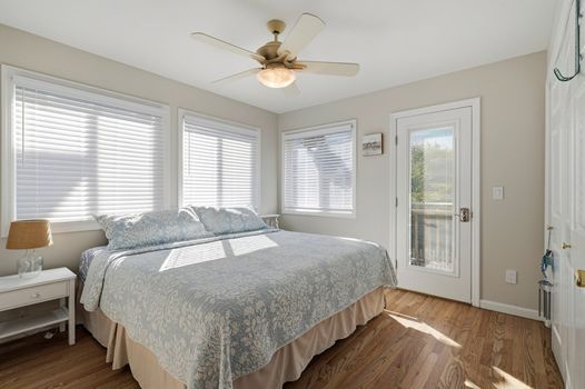 024-487973-740OceanBreezeWay-35_14396502