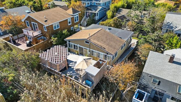 043-487973-740OceanBreezeWay-52_14396523