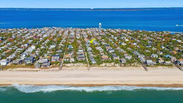 049-487973-740OceanBreezeWay-59_14396530