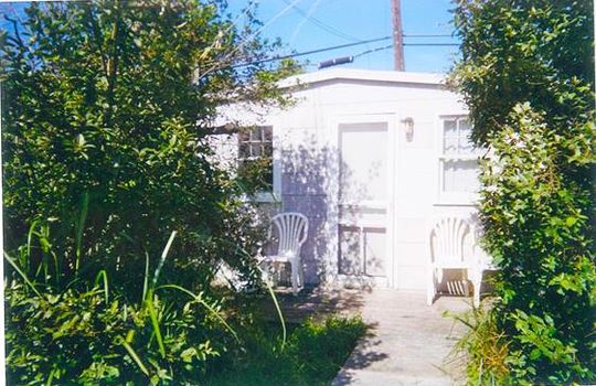 image001