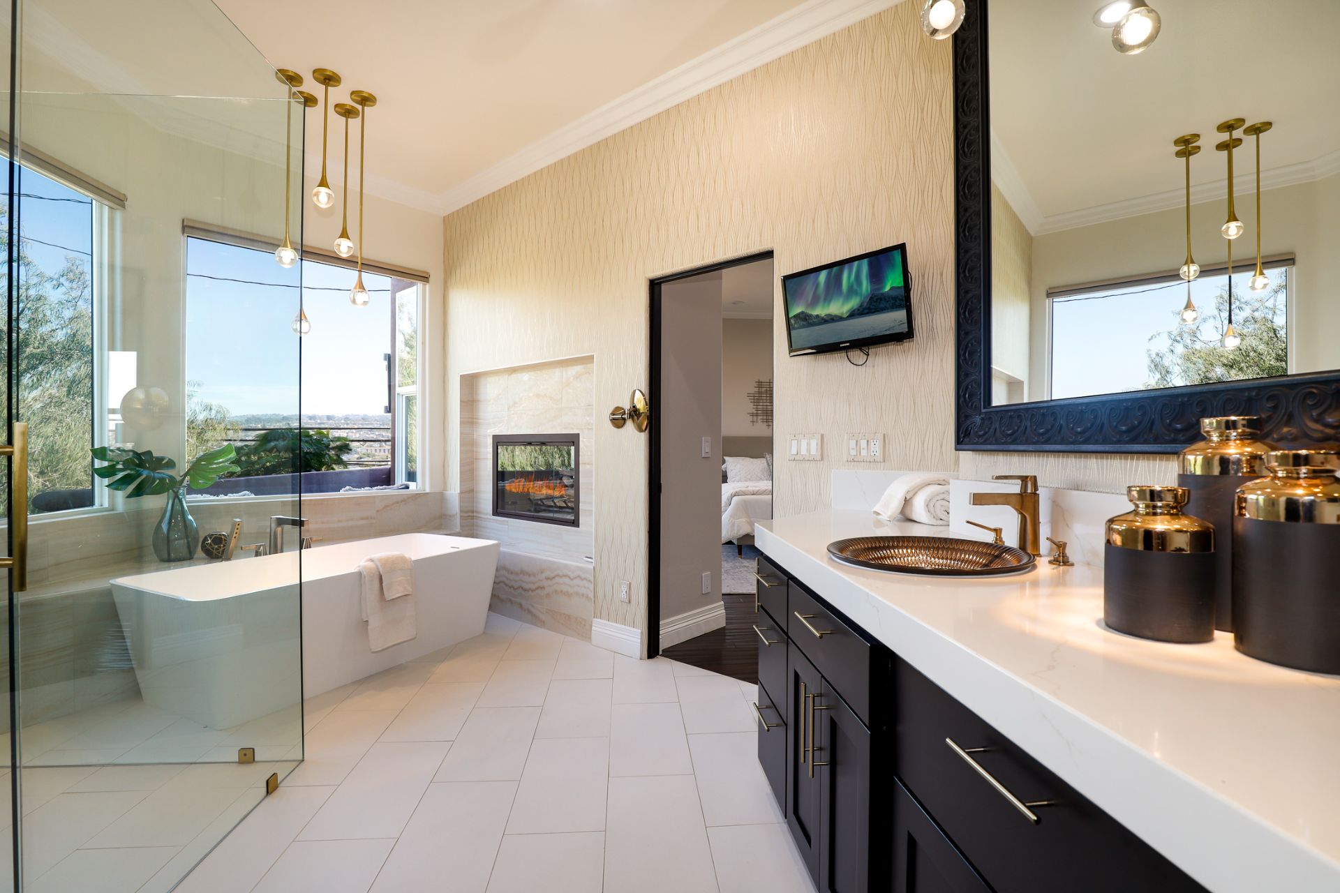 Beatifull luxury home interior bathroom