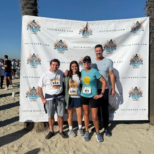What the Long Beach Turkey Trot Taught Me About Home, Community, and Local Life