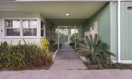 Condo vs. Own Your Own in L…