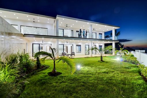 7. Villa noche Copy