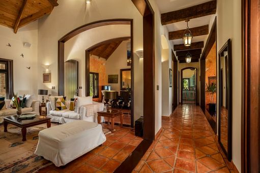 Villa-Shangri-La-23