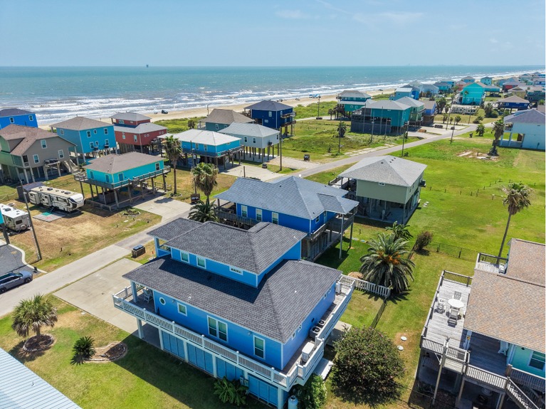 1977-avenue-i-aerial-2