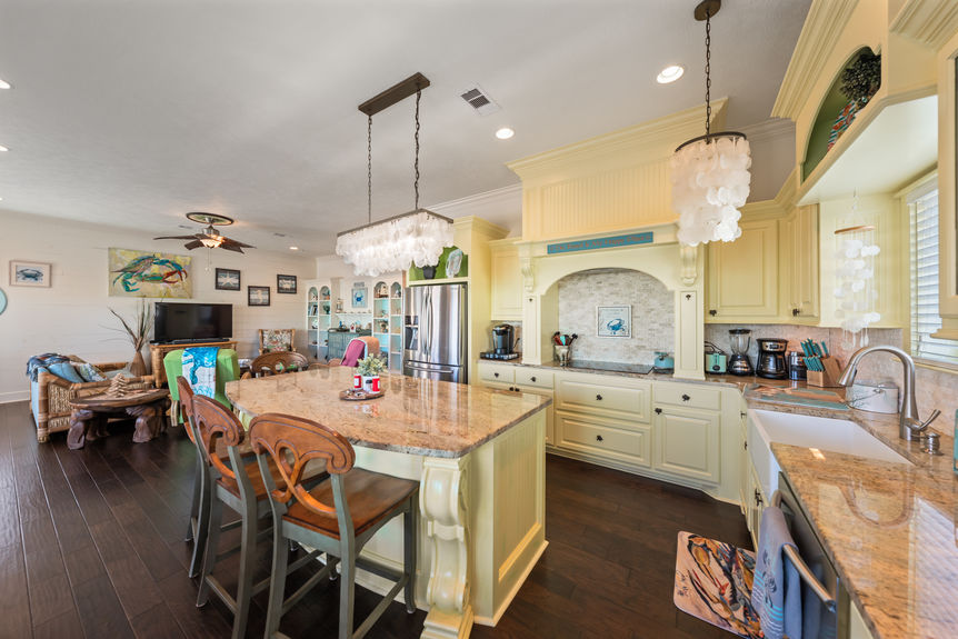 crystal-beach-texas-coastal-home-interior