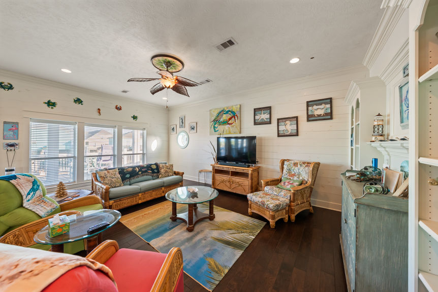crystal-beach-tx-coastal-home-outdoor-living