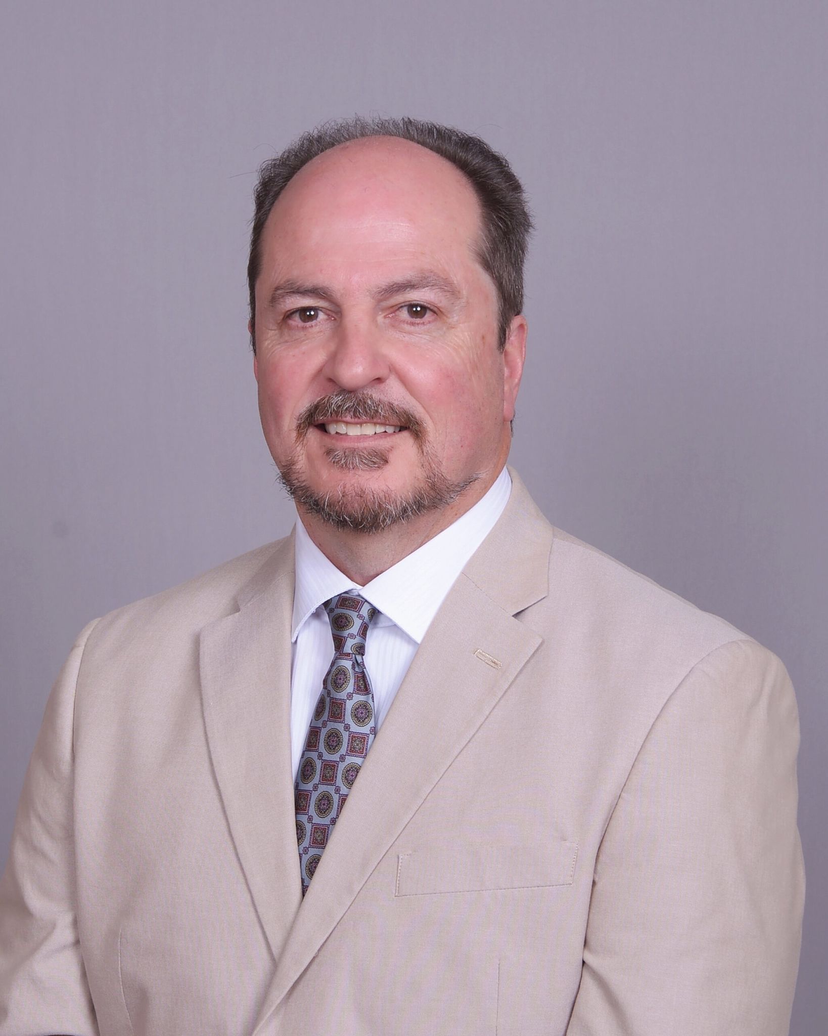 Tom	Salvatelli
